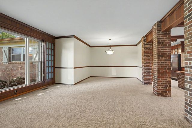 1713 E 60th Street, Tulsa, OK 74105