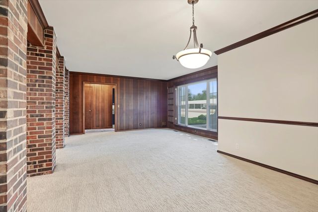 1713 E 60th Street, Tulsa, OK 74105