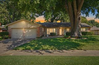1713 E 60th Street, Tulsa, OK 74105