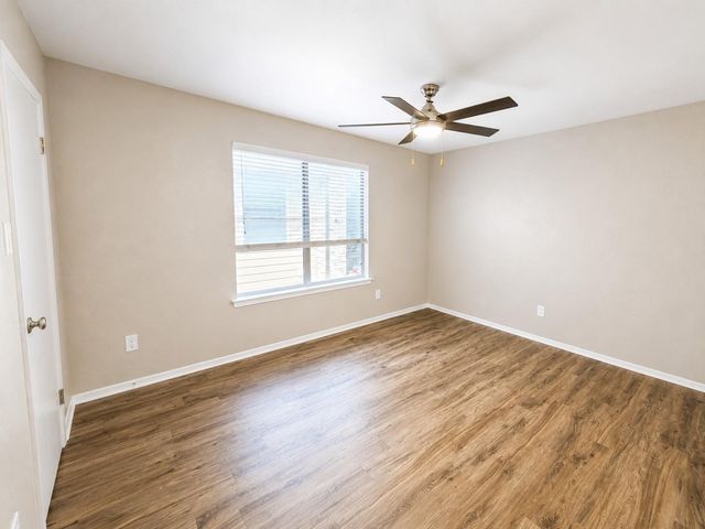 10507 Mellow MDWS 13202, Austin, TX 78750