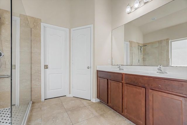 3834 Raintree Village Drive, Katy, TX 77449