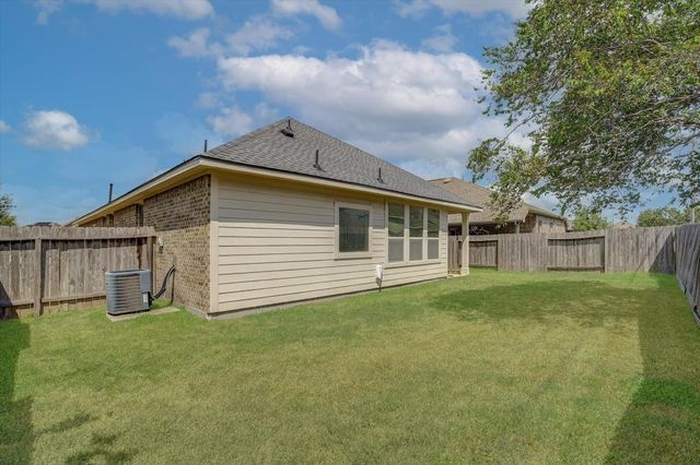 3834 Raintree Village Drive, Katy, TX 77449