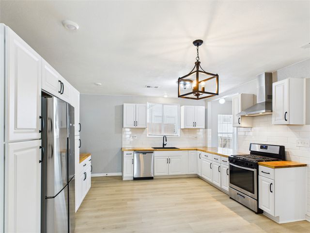 823 Havendon Circle, Dallas, TX 75203