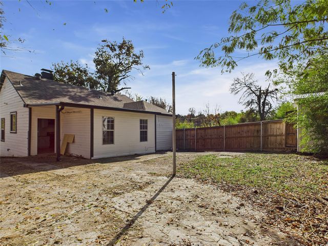 823 Havendon Circle, Dallas, TX 75203