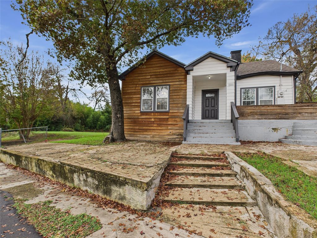 823 Havendon Circle, Dallas, TX 75203