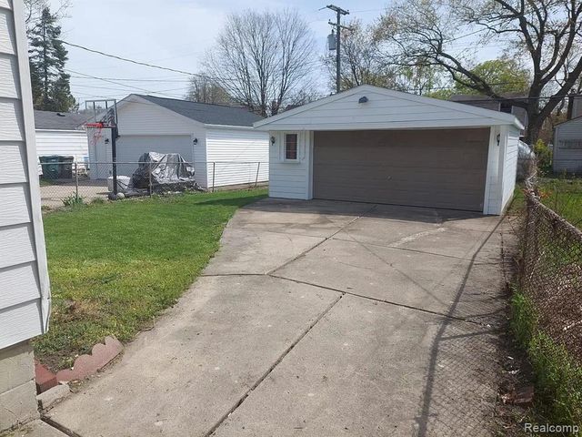 24901 New York Street, Dearborn, MI 48124