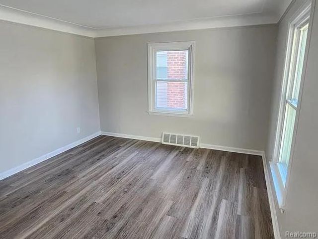 24901 New York Street, Dearborn, MI 48124