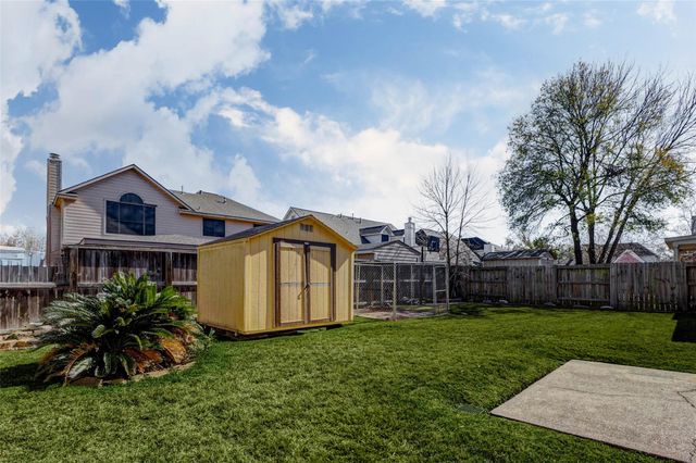 155 Perfidia Drive, Houston, TX 77015