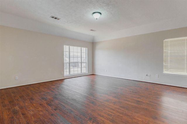 155 Perfidia Drive, Houston, TX 77015