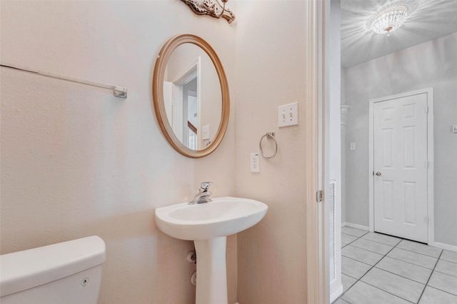 155 Perfidia Drive, Houston, TX 77015