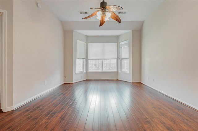 155 Perfidia Drive, Houston, TX 77015