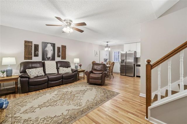 2525 Henderson Mountain Road, Jasper, GA 30143