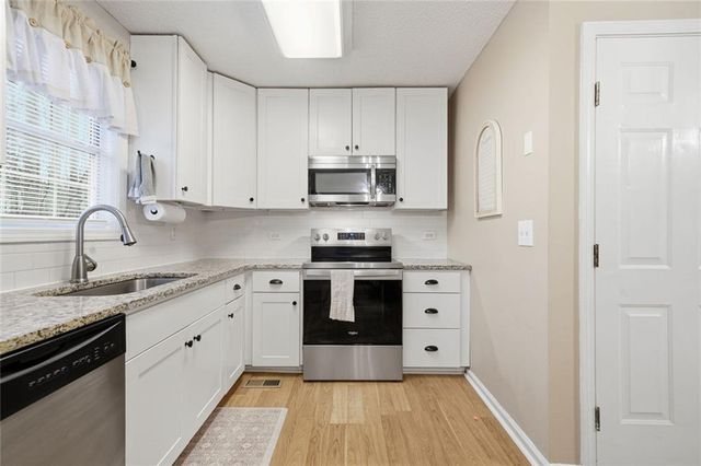 2525 Henderson Mountain Road, Jasper, GA 30143