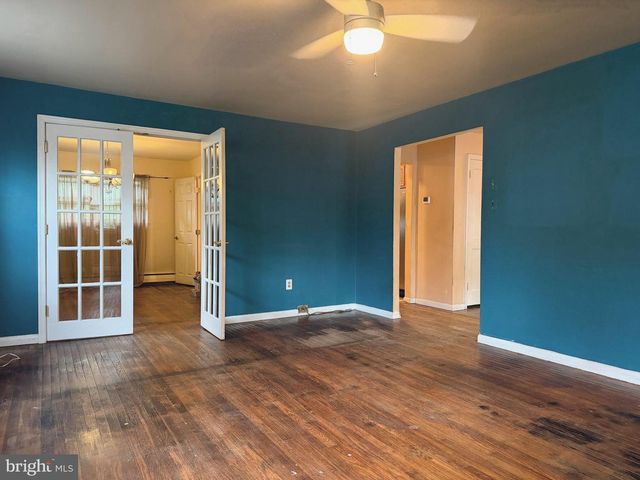 933 WEST AVE, Springfield, PA 19064