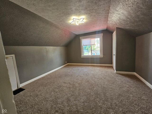 2530 Lincoln Street, Anderson, IN 46016