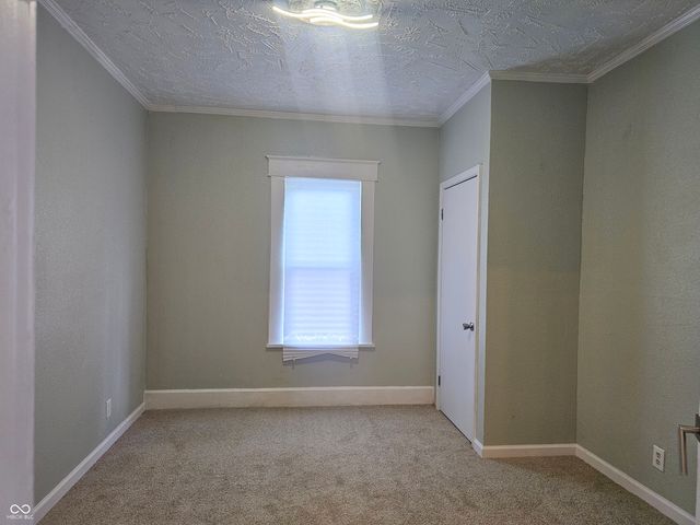 2530 Lincoln Street, Anderson, IN 46016