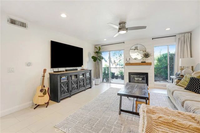 11621 Tampa Avenue 194, Porter Ranch, CA 91326