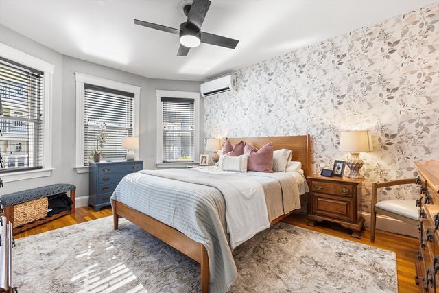 46 Semont Rd 1, Boston, MA 02124