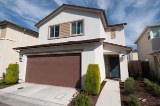430 Peppercorn Dr, Turlock, CA 95380