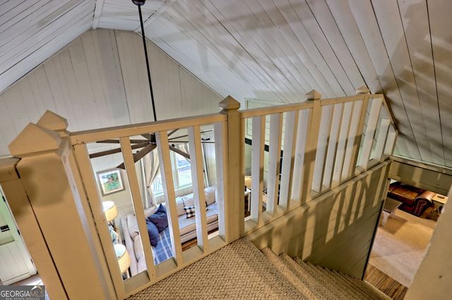 382 Finch Drive, Clayton, GA 30525
