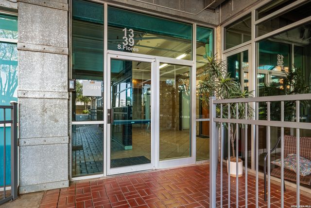 1339 S Flores St Ste 204, San Antonio, TX 78204