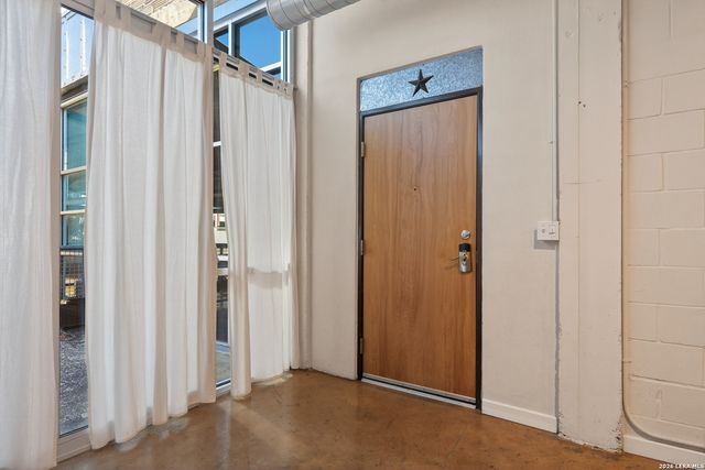 1339 S Flores St Ste 204, San Antonio, TX 78204