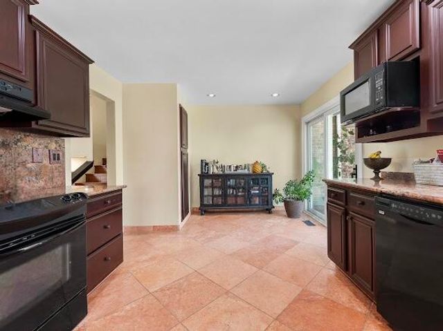 33239 Thompson Road, Afton, OK 74331