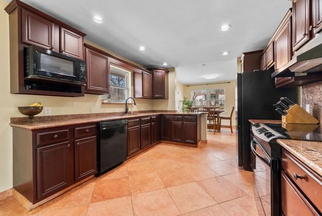 33239 Thompson Road, Afton, OK 74331