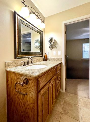 33239 Thompson Road, Afton, OK 74331