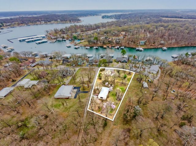 33239 Thompson Road, Afton, OK 74331