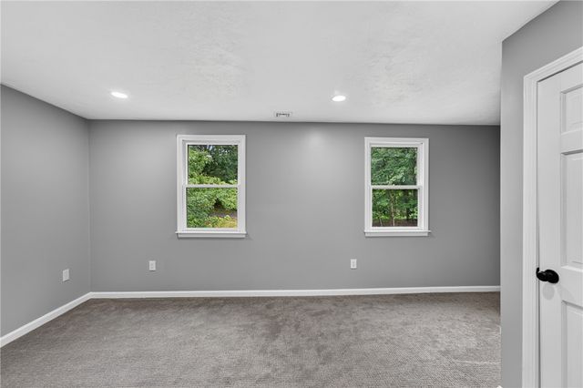 635 Iron Mine Hill Road, North Smithfield, RI 02896