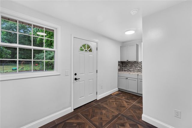 635 Iron Mine Hill Road, North Smithfield, RI 02896