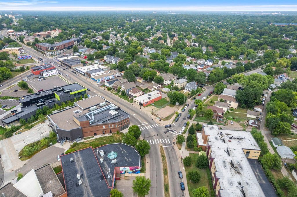 2038 W Broadway Avenue, Minneapolis, MN 55411 — photo 5
