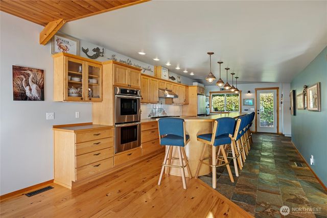 18511 NE North Shore Road, Tahuya, WA 98588