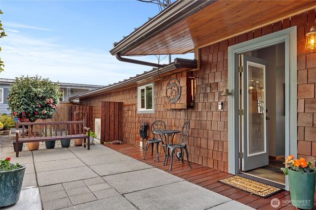 18511 NE North Shore Road, Tahuya, WA 98588