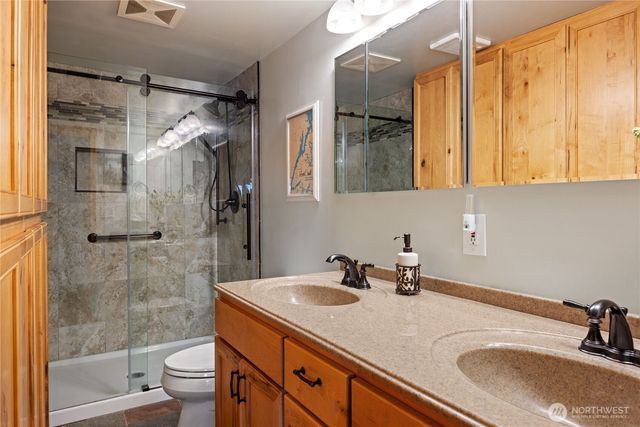 18511 NE North Shore Road, Tahuya, WA 98588