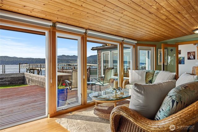 18511 NE North Shore Road, Tahuya, WA 98588