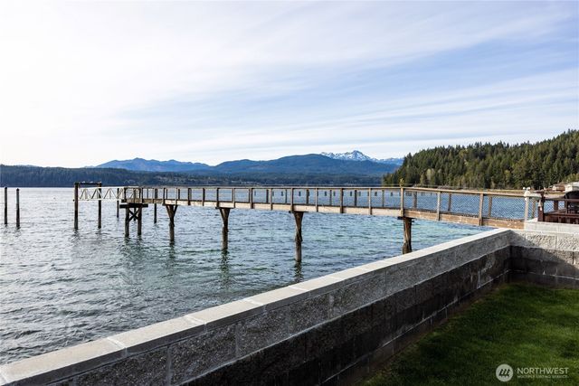 18511 NE North Shore Road, Tahuya, WA 98588