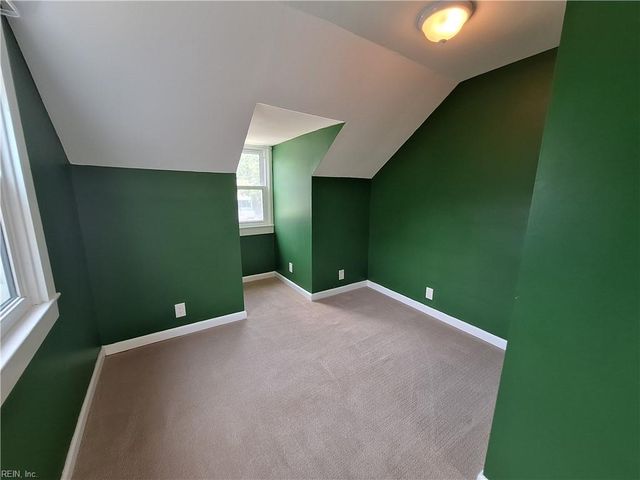 3 S Stuart RD, Newport News, VA 23605