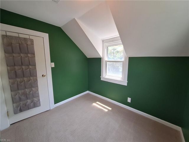 3 S Stuart RD, Newport News, VA 23605