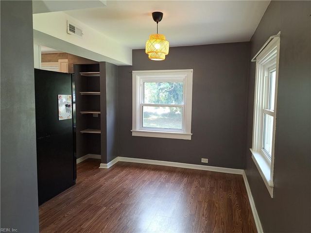 3 S Stuart RD, Newport News, VA 23605