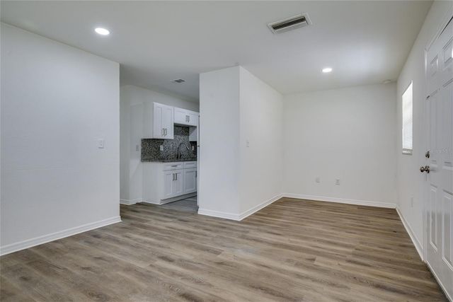 1709 W COMANCHE AVENUE, Tampa, FL 33603