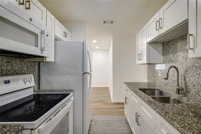 1709 W COMANCHE AVENUE, Tampa, FL 33603