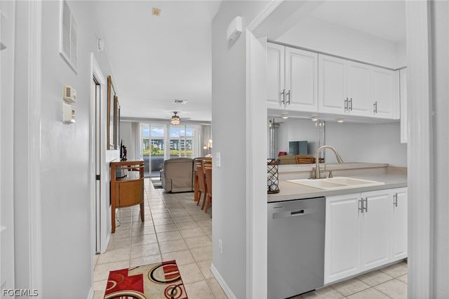 14771 Hole In 1 CIR 106, Fort Myers, FL 33919