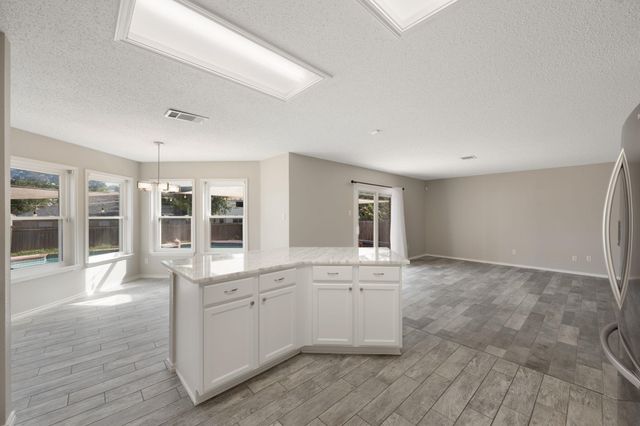 1908 Carriage Club DR, Cedar Park, TX 78613