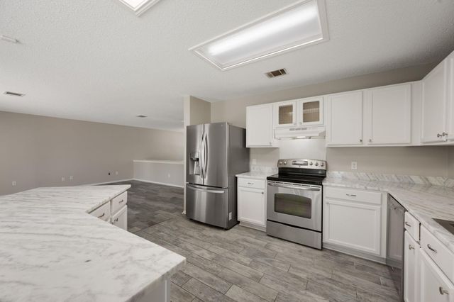 1908 Carriage Club DR, Cedar Park, TX 78613