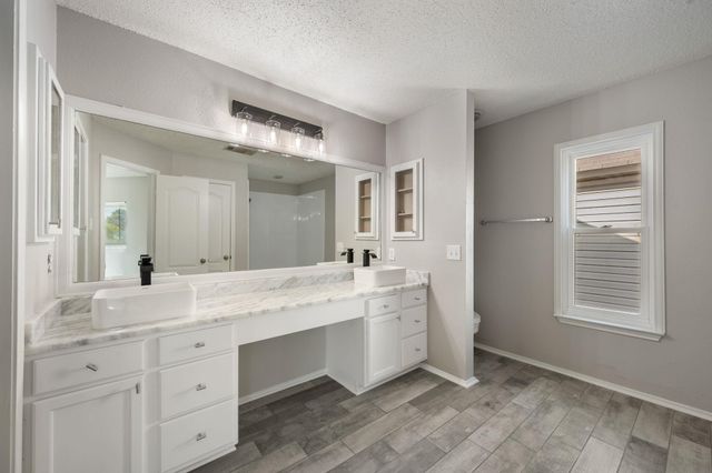 1908 Carriage Club DR, Cedar Park, TX 78613