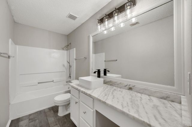 1908 Carriage Club DR, Cedar Park, TX 78613