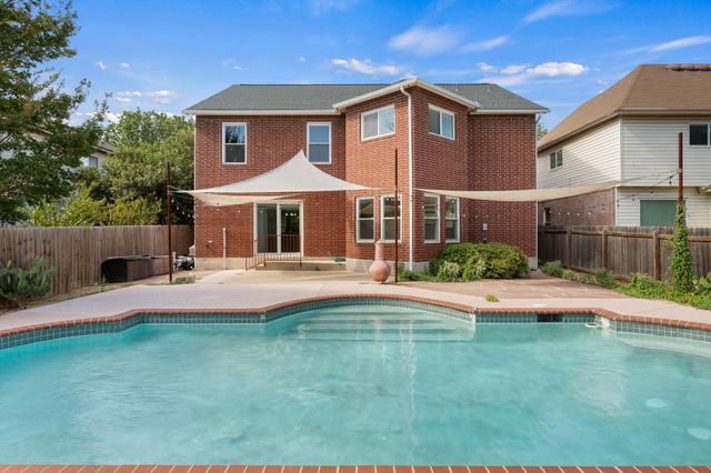 1908 Carriage Club DR, Cedar Park, TX 78613