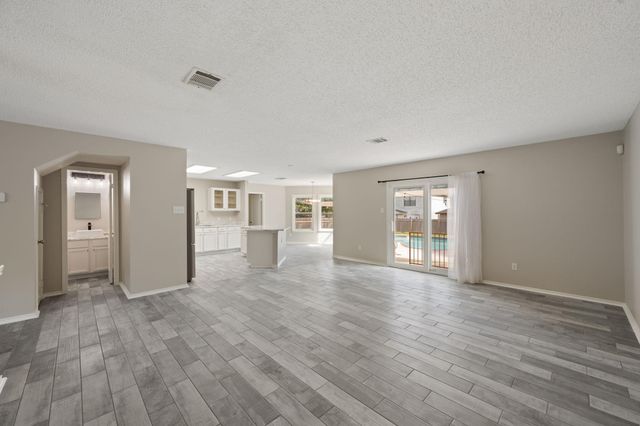 1908 Carriage Club DR, Cedar Park, TX 78613